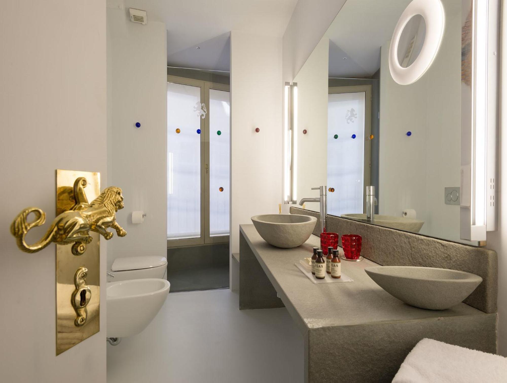 Leone Blu Suites | Una Esperienze Флоренция Екстериор снимка