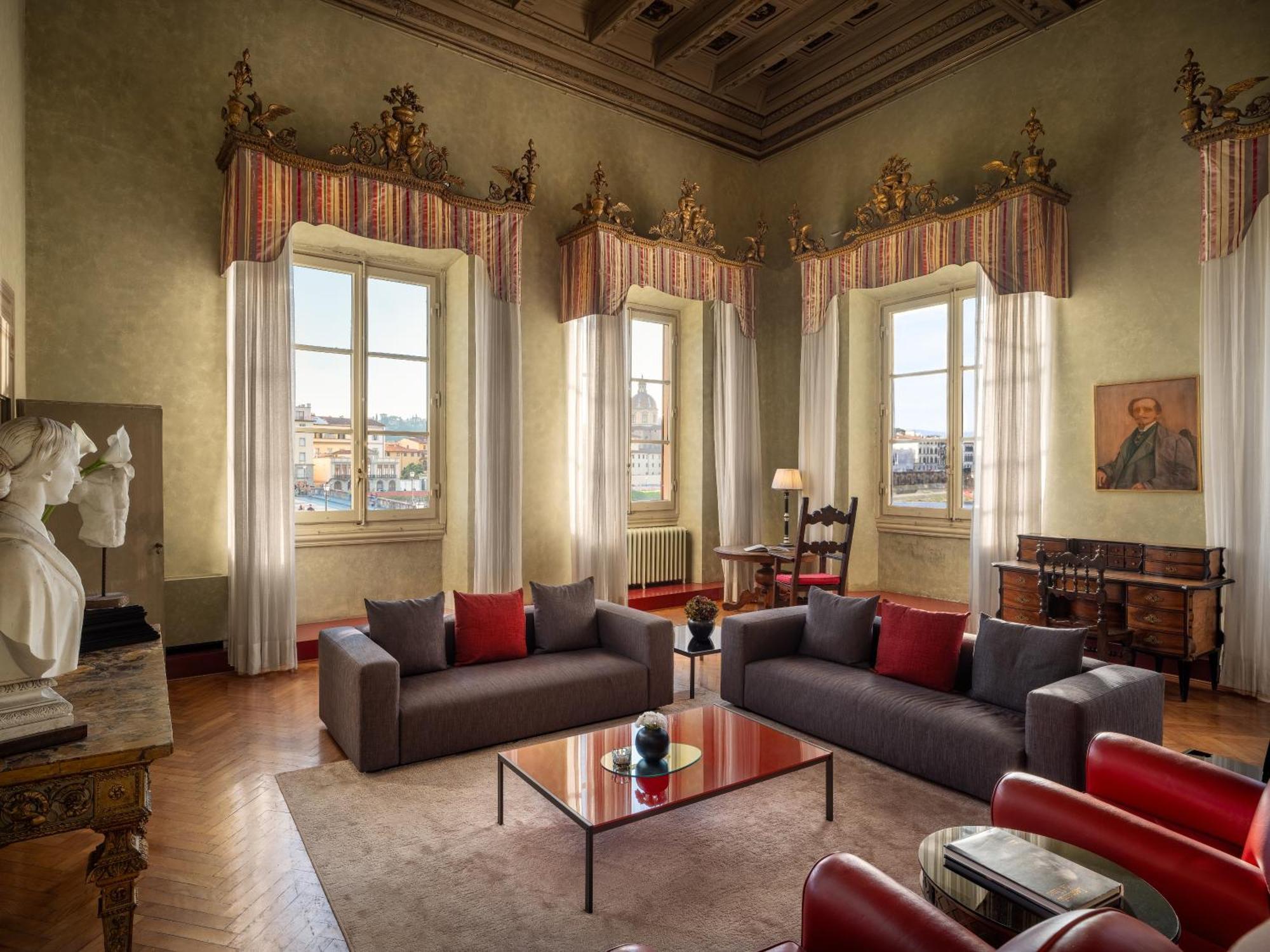 Leone Blu Suites | Una Esperienze Флоренция Екстериор снимка
